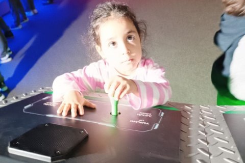 msg-1504760926-6872
